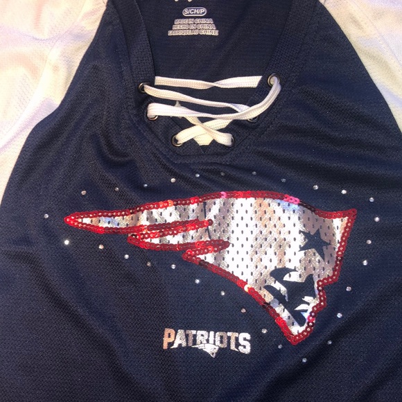 Patriots top - Picture 2 of 4